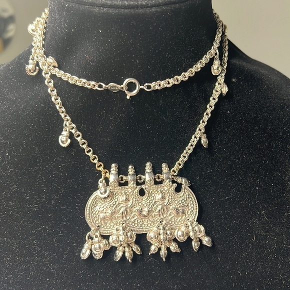 Accessocraft NYC Silvertone Etched Metal 15” Long Necklace - Picture 2 of 8